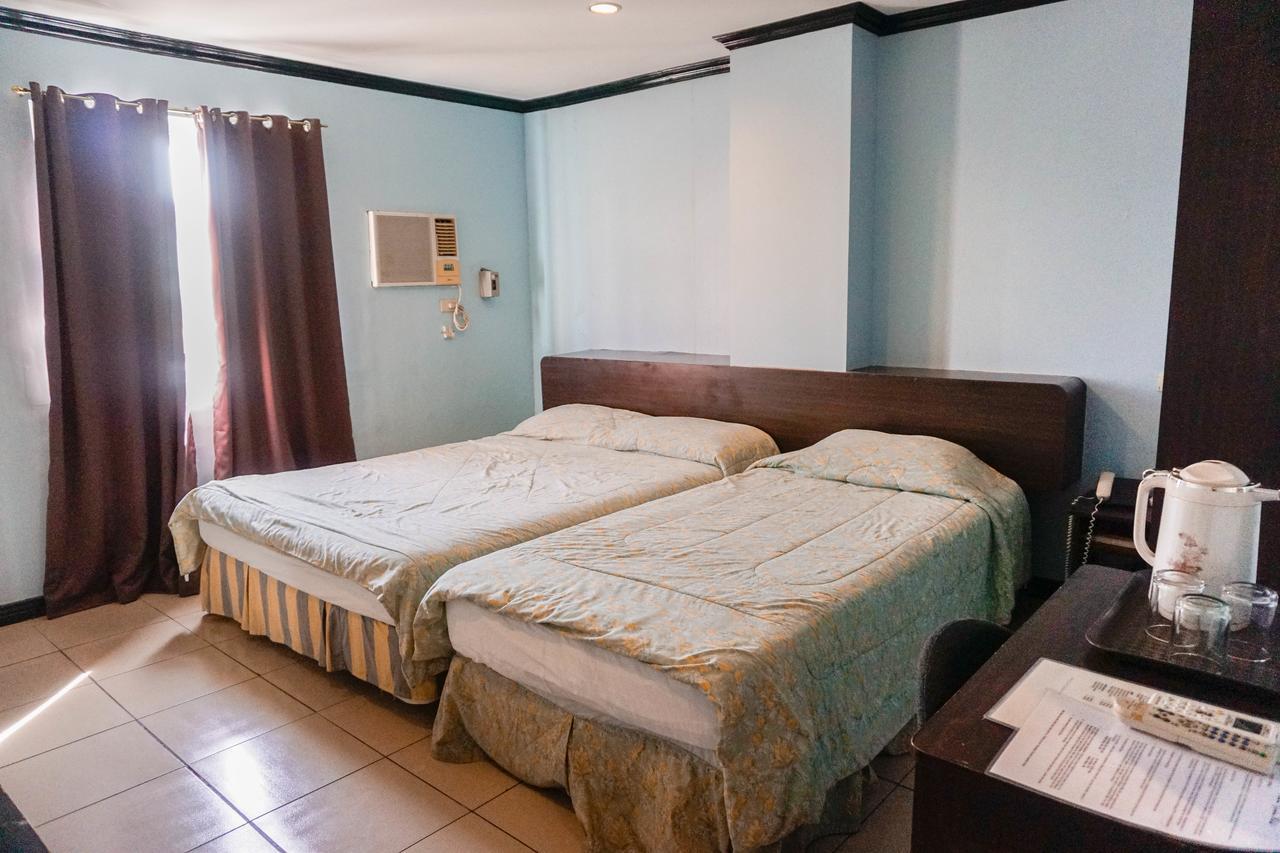 Crowne Garden Hotel Cebu Εξωτερικό φωτογραφία