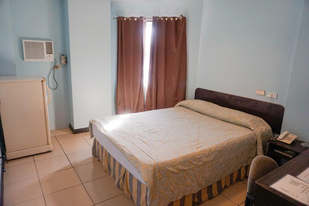 Crowne Garden Hotel Cebu Εξωτερικό φωτογραφία